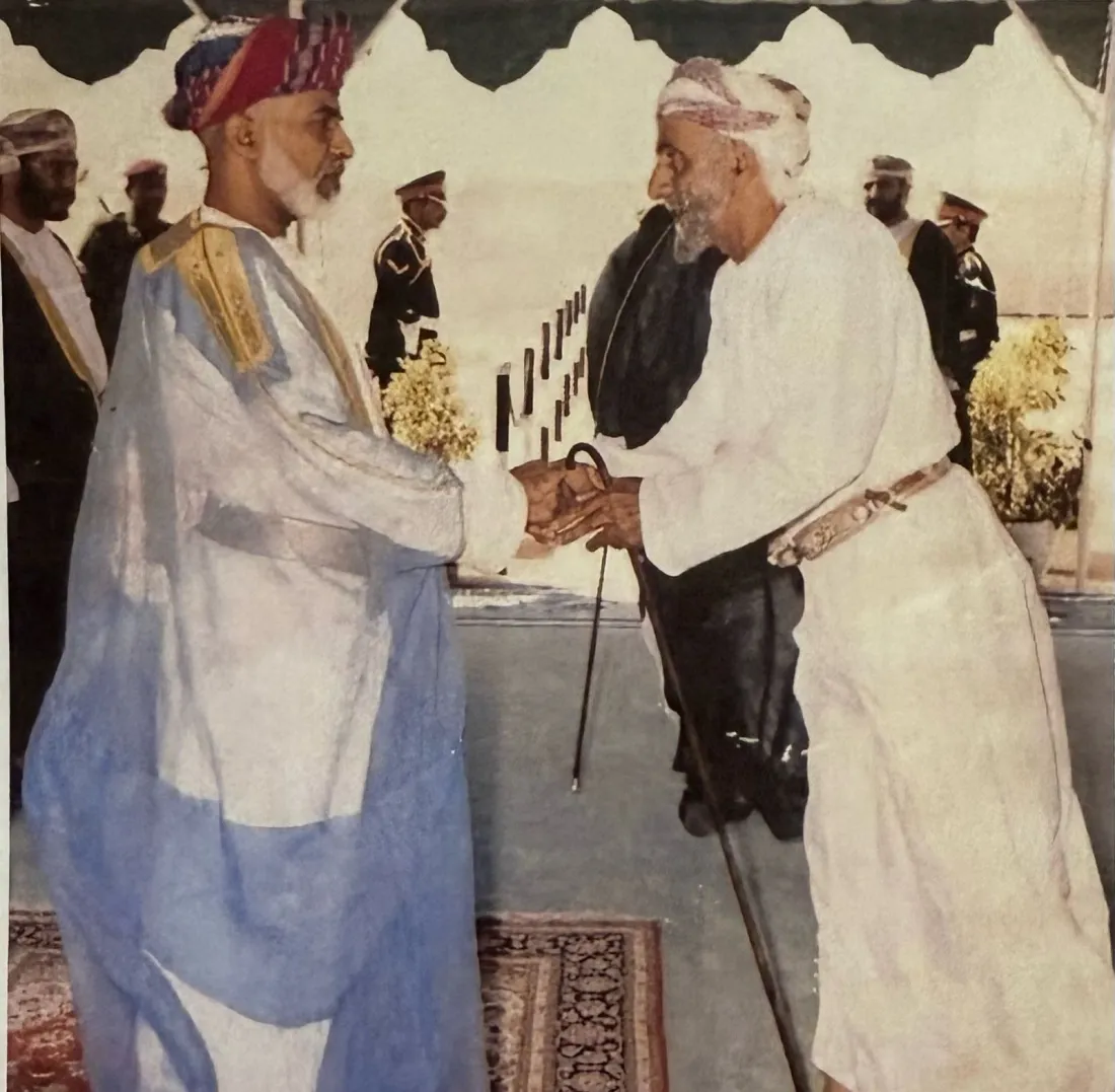 الشيخ حمود المعمري في صورة أرشيفية